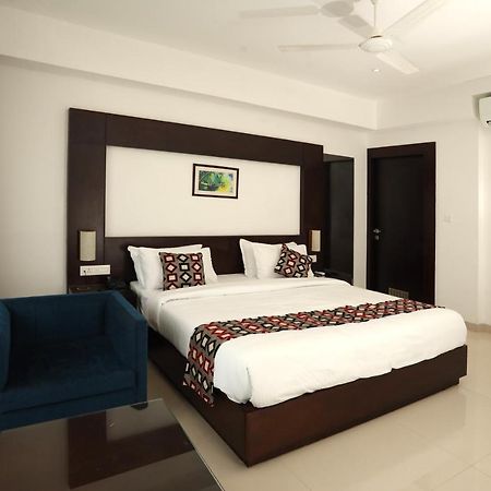 Loveland Residency Kochi Esterno foto