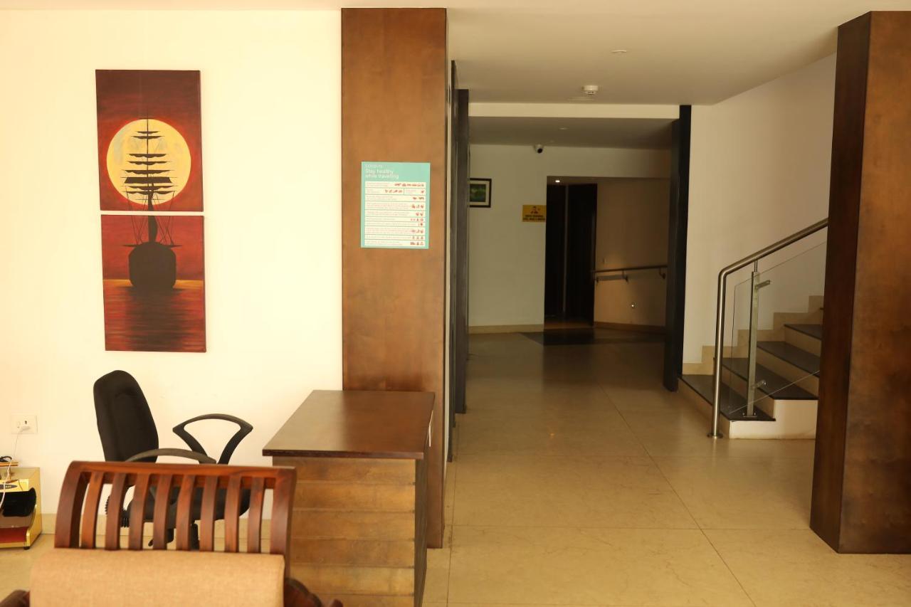 Loveland Residency Kochi Esterno foto